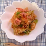 ピリ辛っ美味しいっ！食べるラー油で野菜炒め♪